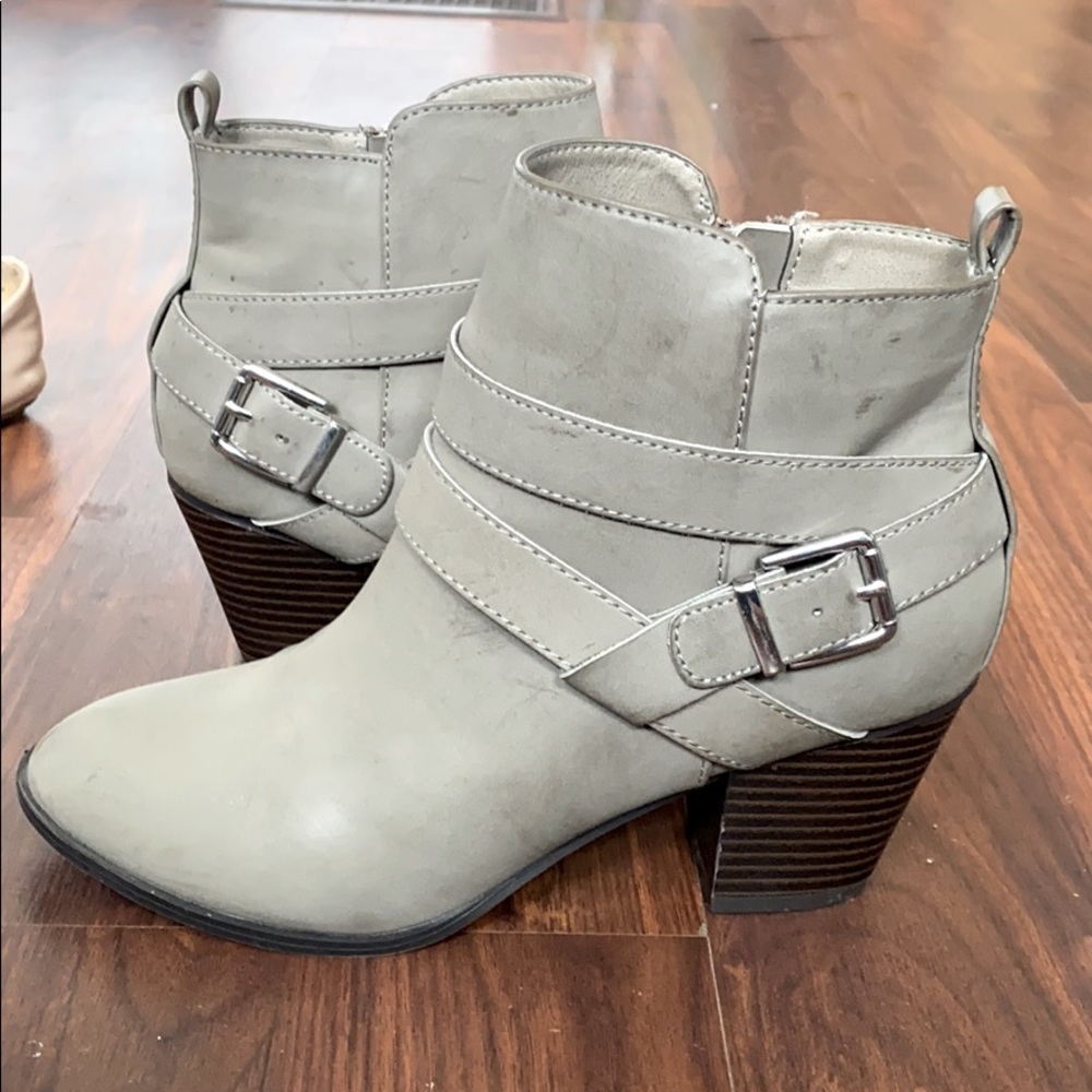 Women’s boots